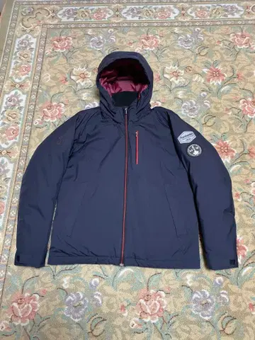 먼싱웨어 다운 자켓 블랙 L