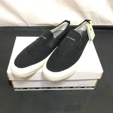 택 포함 미사용품 niko and 니코앤드 스니커즈 슬립온