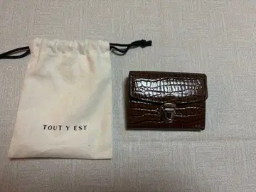 TOUT Y EST 미니 지갑