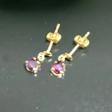 골드 레드스톤 귀걸이