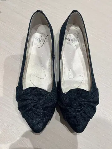 Clarks 블랙 펌프스 23.5cm