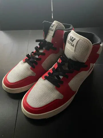 SUPRA 하이컷 스니커즈 레드/화이트 26.5cm