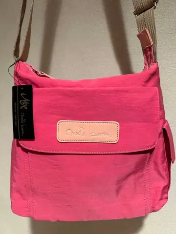 [ 새상품 ] 핑크 숄더백 수납력 발군! 나일론제 미니백