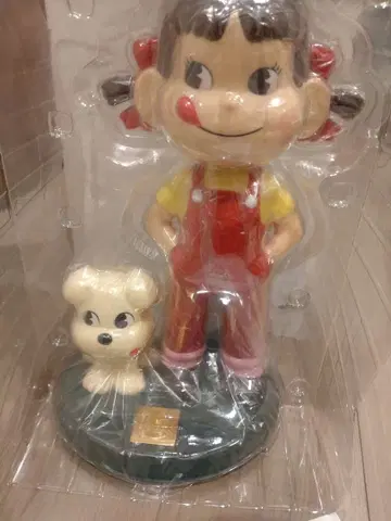 후지야 페코짱 75주년 기념판 페코짱 흔들인형