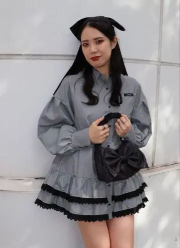 밑단 레이스 프릴 튜닉 셔츠