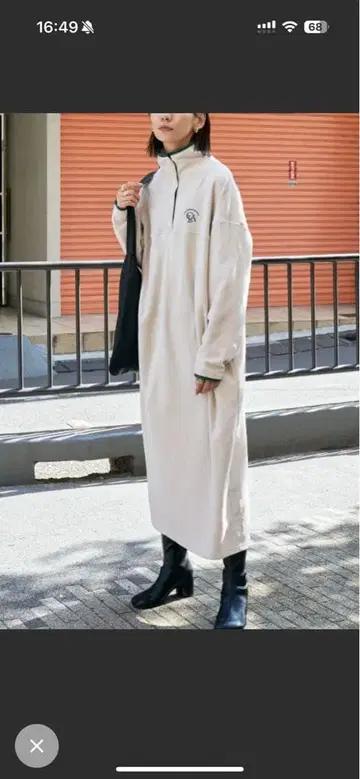 안티로자 홀리데이 플리스 스탠드 풀오버 원피스