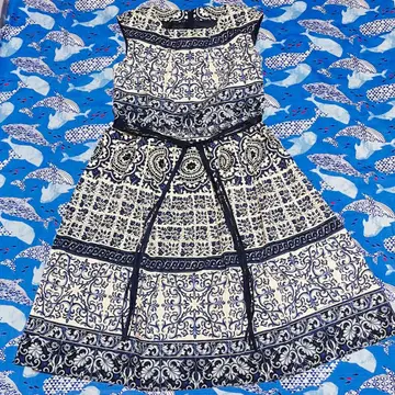 로이스크레용 원피스 오리엔탈