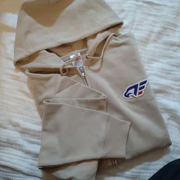 새상품 B리그 파이팅 이글스 나고야 베이지 풀 집업 후드티