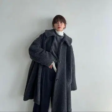 CLANE VOLUME FLARE BOA COAT