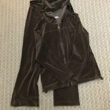 스포티 후드티&팬츠