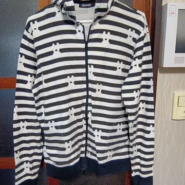 CUNE 스트라이프 패턴 후드 부착 후드티 사이즈 3