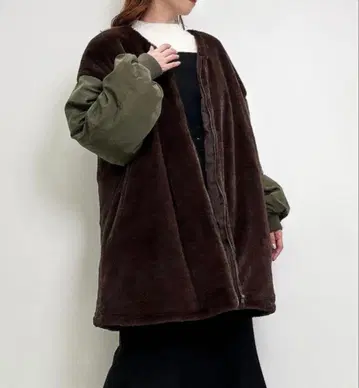 새상품 INGNI 에코 퍼 절개 코트