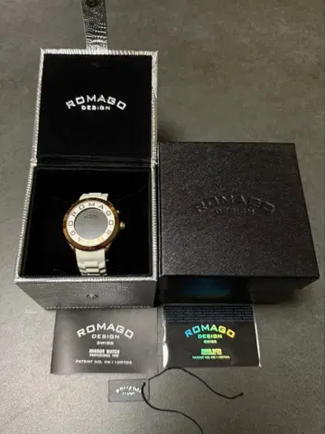 케이스 포함! ROMAGO 손목시계