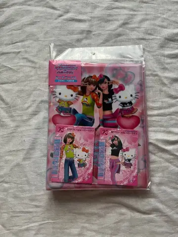 오샤레마녀 러브 and 베리 x HELLO KITTY 카드 파일