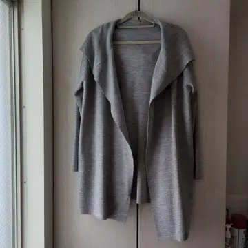 SOEJU 소주 후드 부착 가디건 그레이