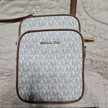 MICHAEL KORS 숄더백 화이트