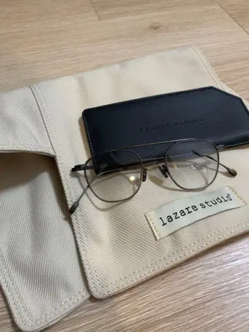 단종 47 사이즈 lazare studio newton wabisabi