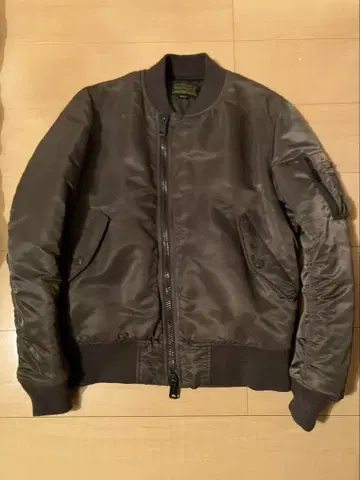 레어 새상품급 알파 ALPHA x and A MA-1 S 카키