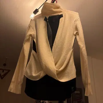 [ 새상품급 ] Antigravite 터틀 니트 바이컬러