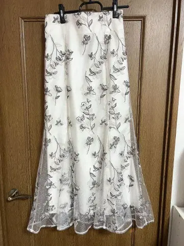 자수 오리지널 꽃무늬 자수 백 레이스업 머메이드 스커트