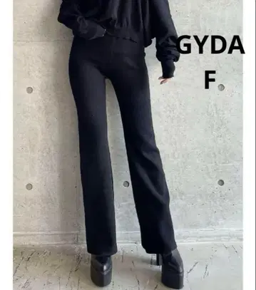 가격 인하 불가 GYDA 블랙 밀라노 리브 니트 팬츠