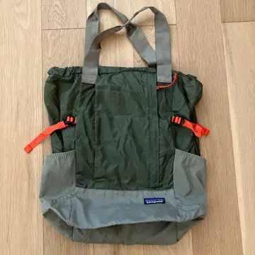 파타고니아 라이트웨이트 트래블 토트팩 올리브/카키