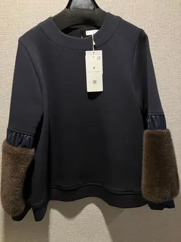 미사용 새상품 네이비 퍼 긴팔 부즈루드