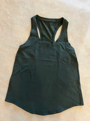 룰루레몬 Love 탱크 다크 그린