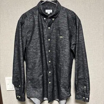 LACOSTE 블랙 계열 페이크 데님 벨루어 셔츠 긴팔