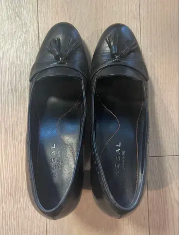 [ 새상품급 ] REGAL 태슬 가죽 펌프스 블랙 리갈 24