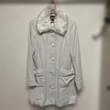 퍼 부착 롱 코트