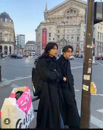 장 폴 고티에 슈퍼 롱 코트