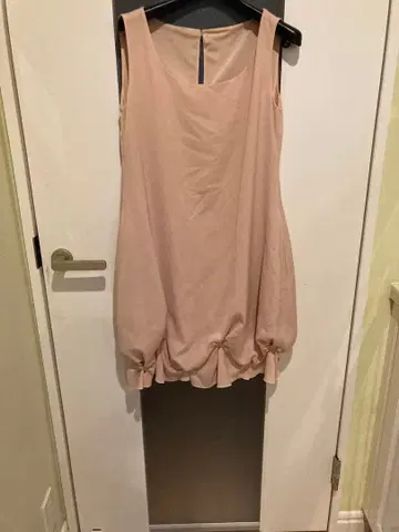 FOXY 슬리브리스 벌룬 원피스 베이지