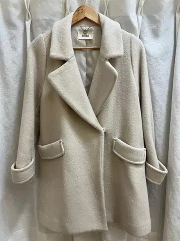 snidel 크림색 더블 브레스트 코트