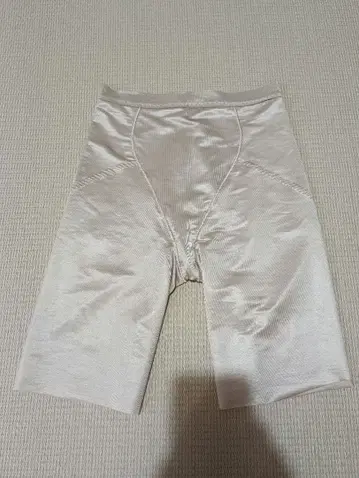 새상품급 bloom LUXE 베이지 브라이덜 이너