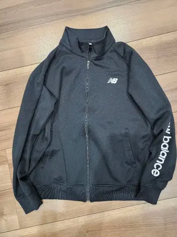 [ 상태 좋음 ] New Balance 블랙 집업 자켓 L