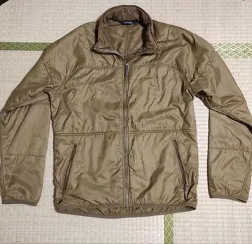 미군 BEYOND 카키 밀리터리 자켓