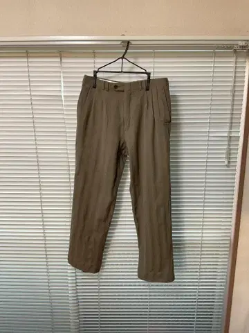 페리 에리스 슬랙스