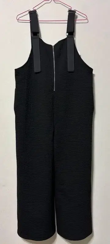 클래시컬 엘프. 블랙 살로펫 오버롤