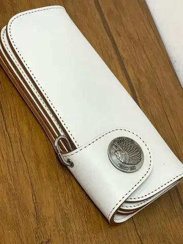 미사용품 레드문 장지갑