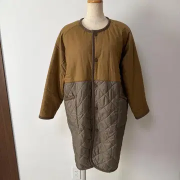 새상품급 라벤햄 LAVENHAM 리버서블 퀼팅 코트 보아