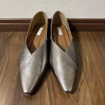 EVOL V컷 포인티드 스택 힐 펌프스