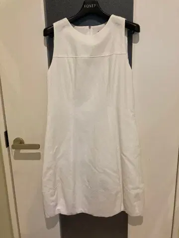 DAISY LIN 슬리브리스 원피스 화이트