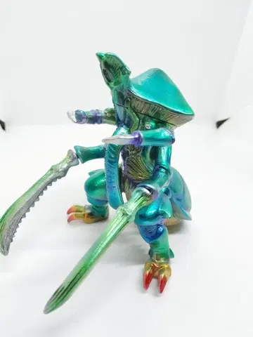 울트라맨 소프트 비닐 타가누라 리페인트