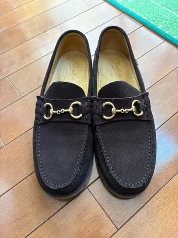 파라부트 비트 로퍼 브라운