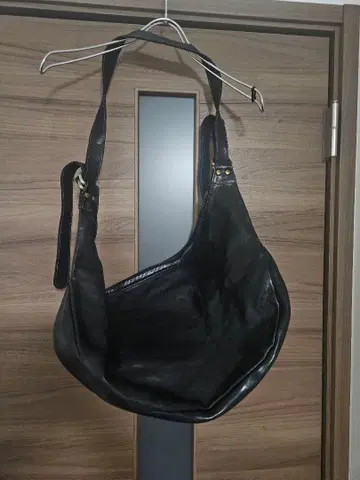 Incarnation 호스 가죽 바나나 백