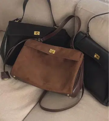 [ 완판템 ] A subjjject 가죽 숄더백