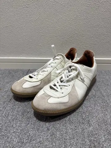 REPRODUCTION OF FOUND 저먼 트레이너 27.5