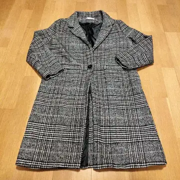 체크 무늬 체스터 코트