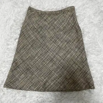 [ a.v.v ] 새상품급 트위드 무릎 아래 스커트 베이지 L 울 혼방
